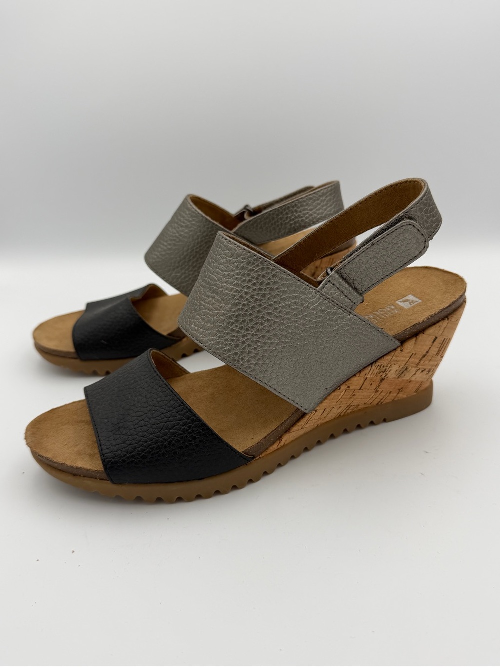 Stone Mountain Teller Wedge Sandals - Size 9 - Like New! Neutral comfort